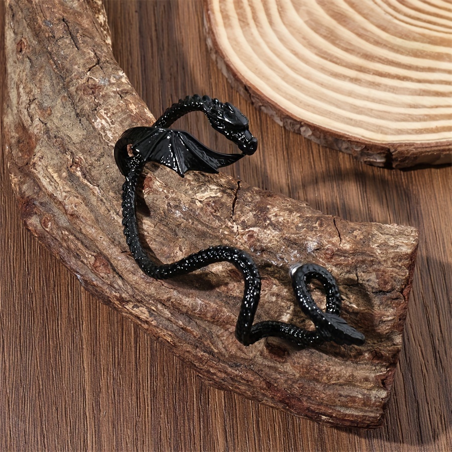 Vintage Punk Alloy Flying Dragon Earrings