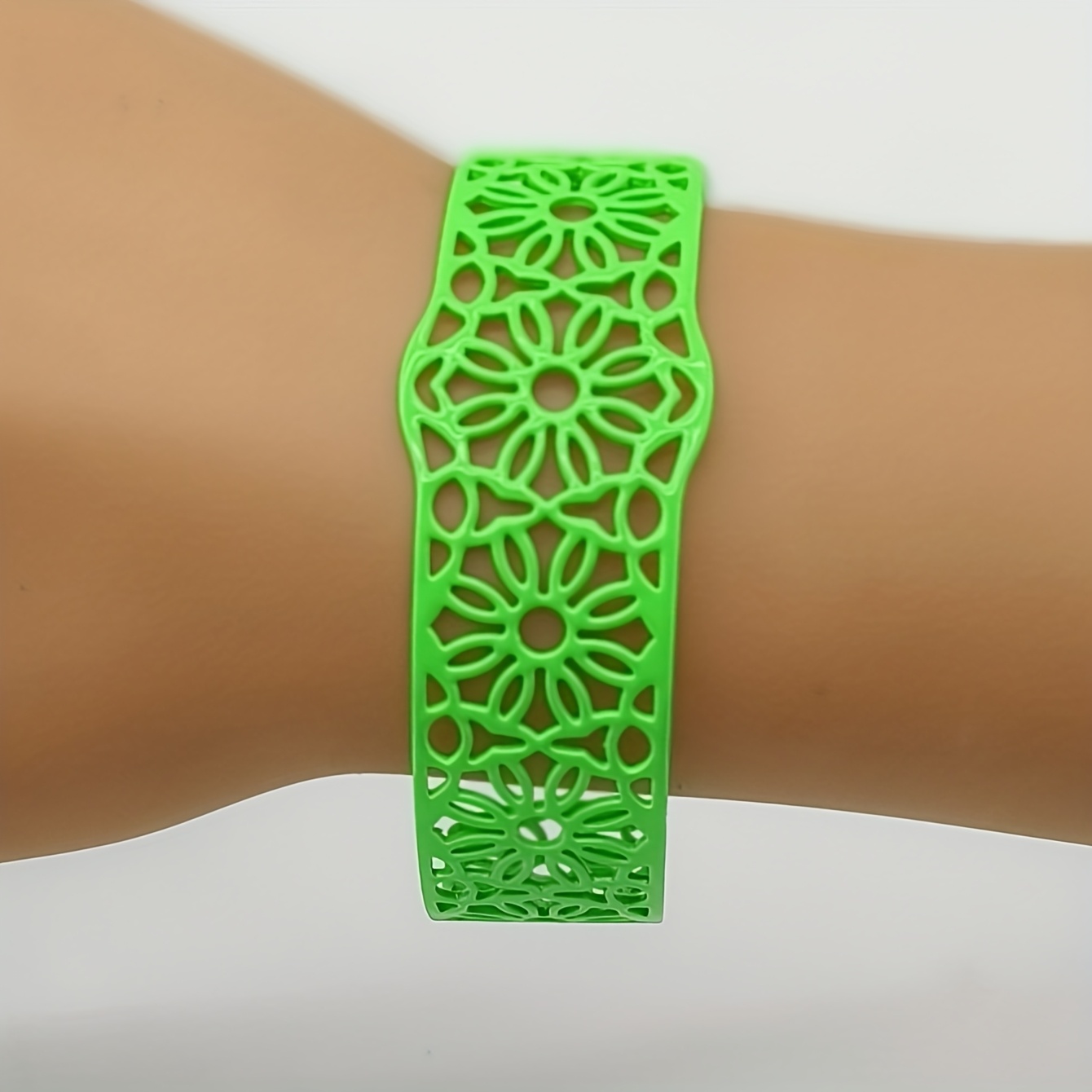 Vintage Geometric Floral Open Bangle Bracelet, Women's Fashion