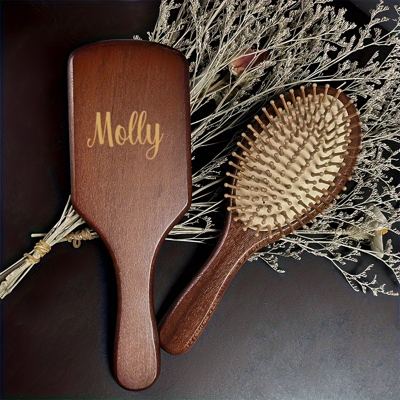 

Personalized Engraved Wooden Comb - Christmas Or , Types