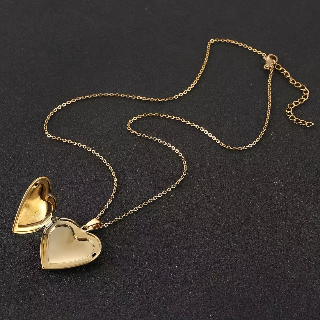 Customizable Heart-Shaped Photo Pendant Necklace, Gift for Loved Ones