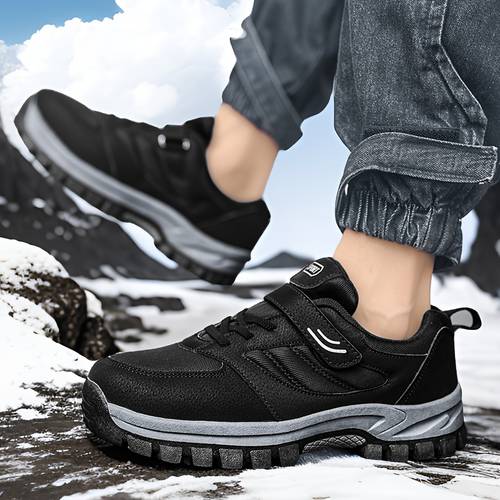 mens fashionable and casual thick soled hiking shoes shock absorbing anti slip and wear resistant suitable for outdoor travel and hiking hiking casual and fashionable hiking shoes suitable for gifting to