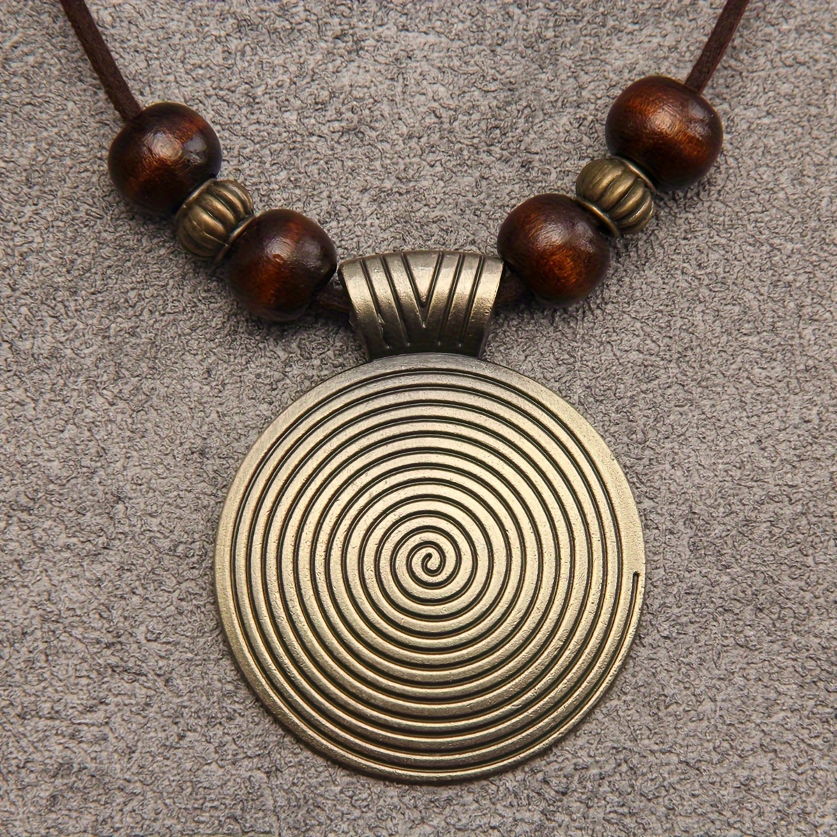 

A Vintage Minimalist Wooden Bead Necklace Featuring The Zodiac Signs In A Striped Design, Fashion- . This Ethnic-style Sweater Chain Makes A Great Gift For And Teachers, Ideal For Outfits.