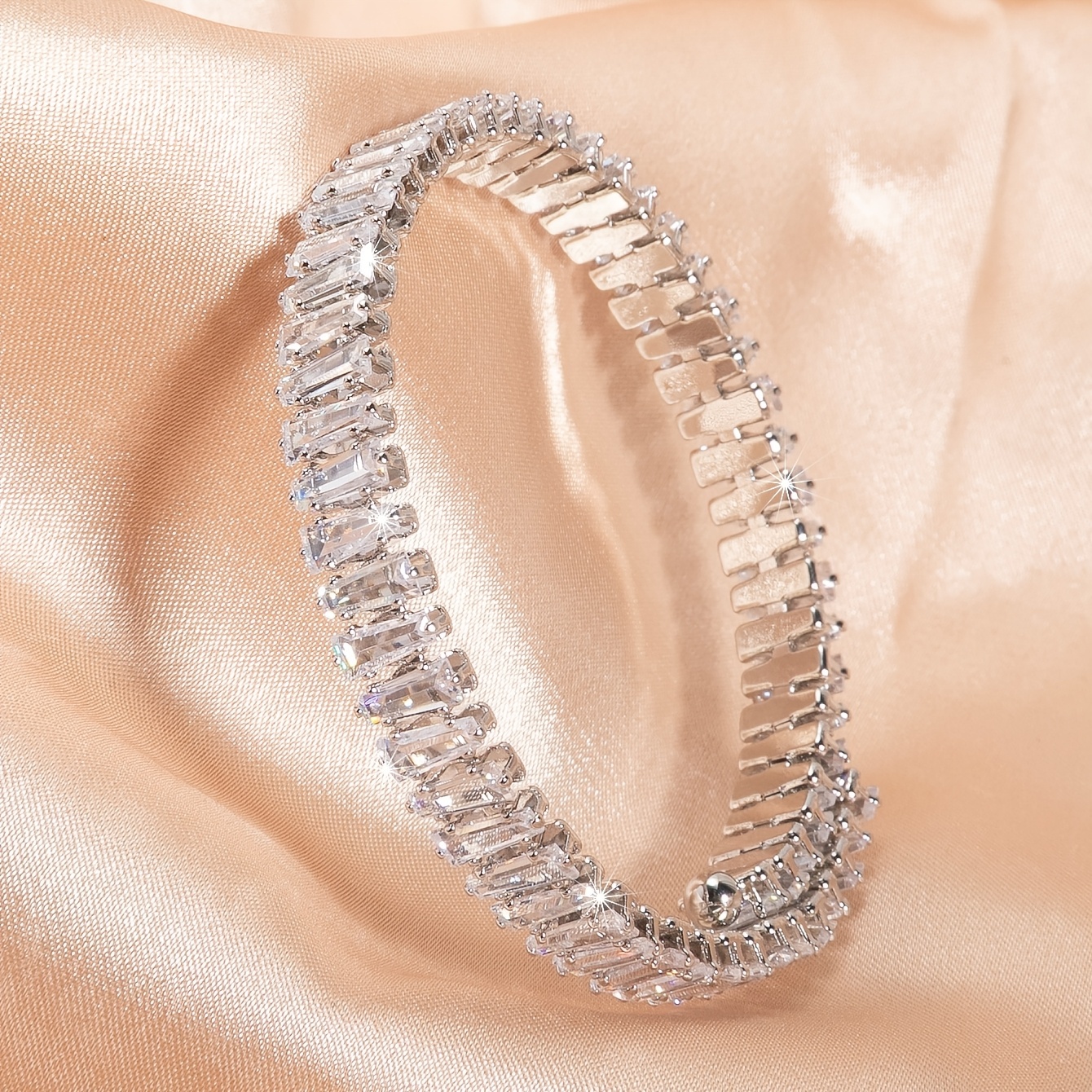 TEMU Elegant Simple Women's Fashion Bracelet, Full Trapezoidal Synthetic Cubic Synthetic Zirconia Cross- Elastic Bracelet, Rectangular Shape Hand