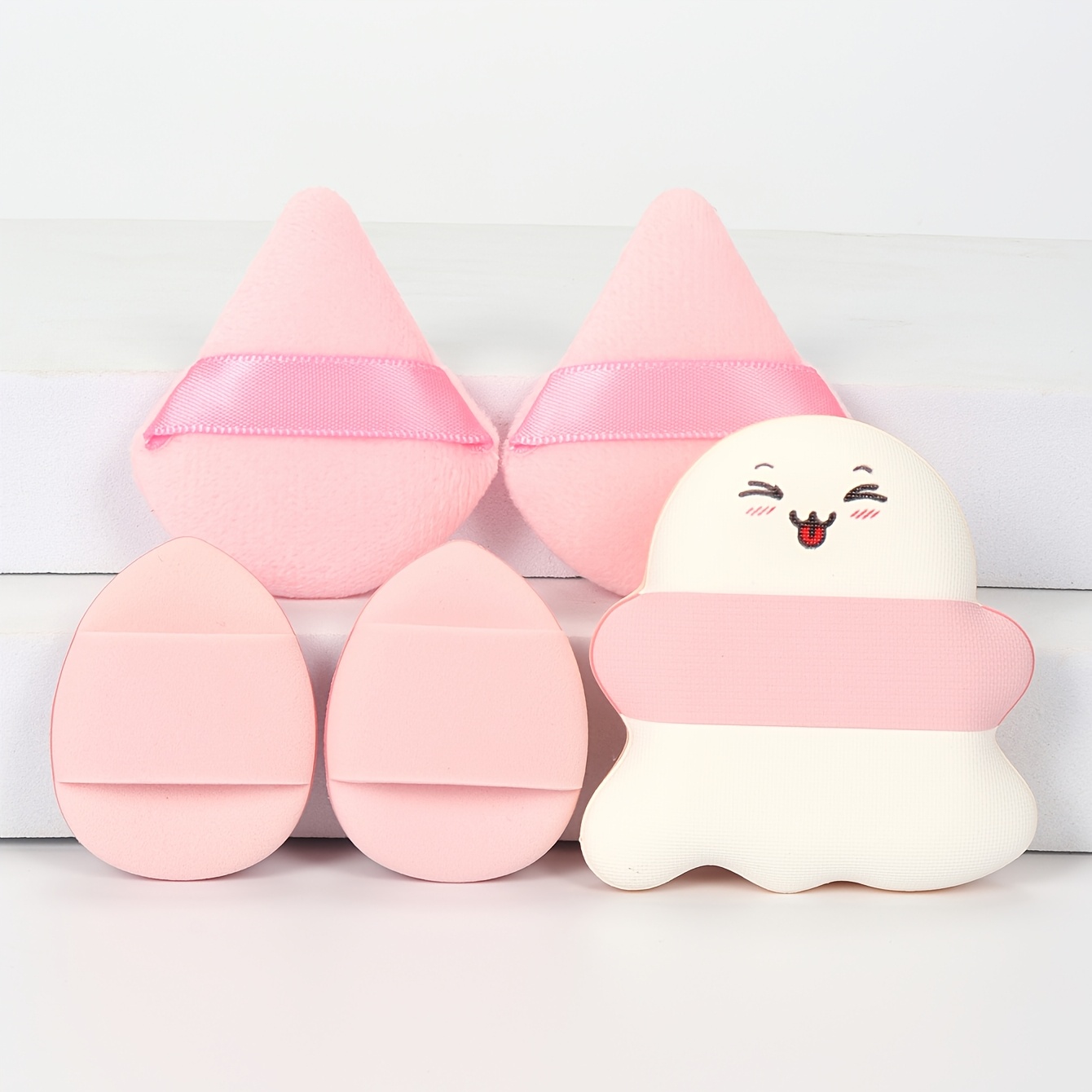 TEMU Makeup Puff 5pcs, By Tapping Or Patting, The Makeup Look Light, Breathable, And Present Effect. A Dry And Wet Foundation Makeup Sponge, Which