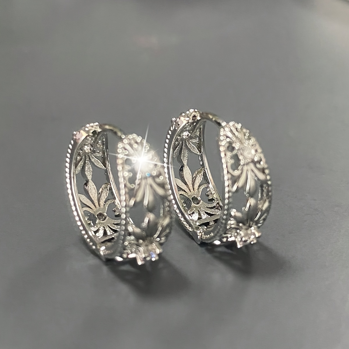 Image of Chic Vintage-inspired Copper Hoop Earrings With Cubic Zirconia - Nickel-free, Perfect For Casual Attire & Valentine's Gift