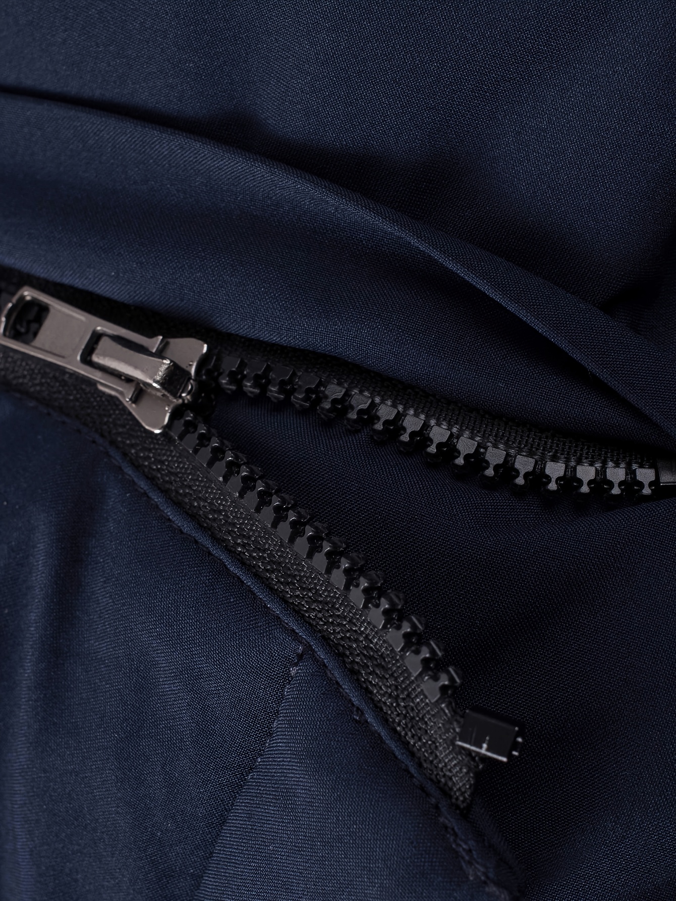 Men's Padded Jacket with Three-Dimensional Cutting