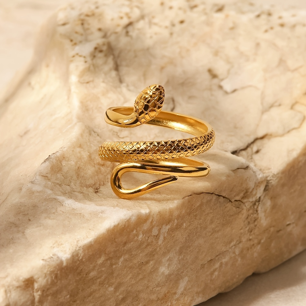 Women's Stylish Snake-Shaped Stainless Steel Ring