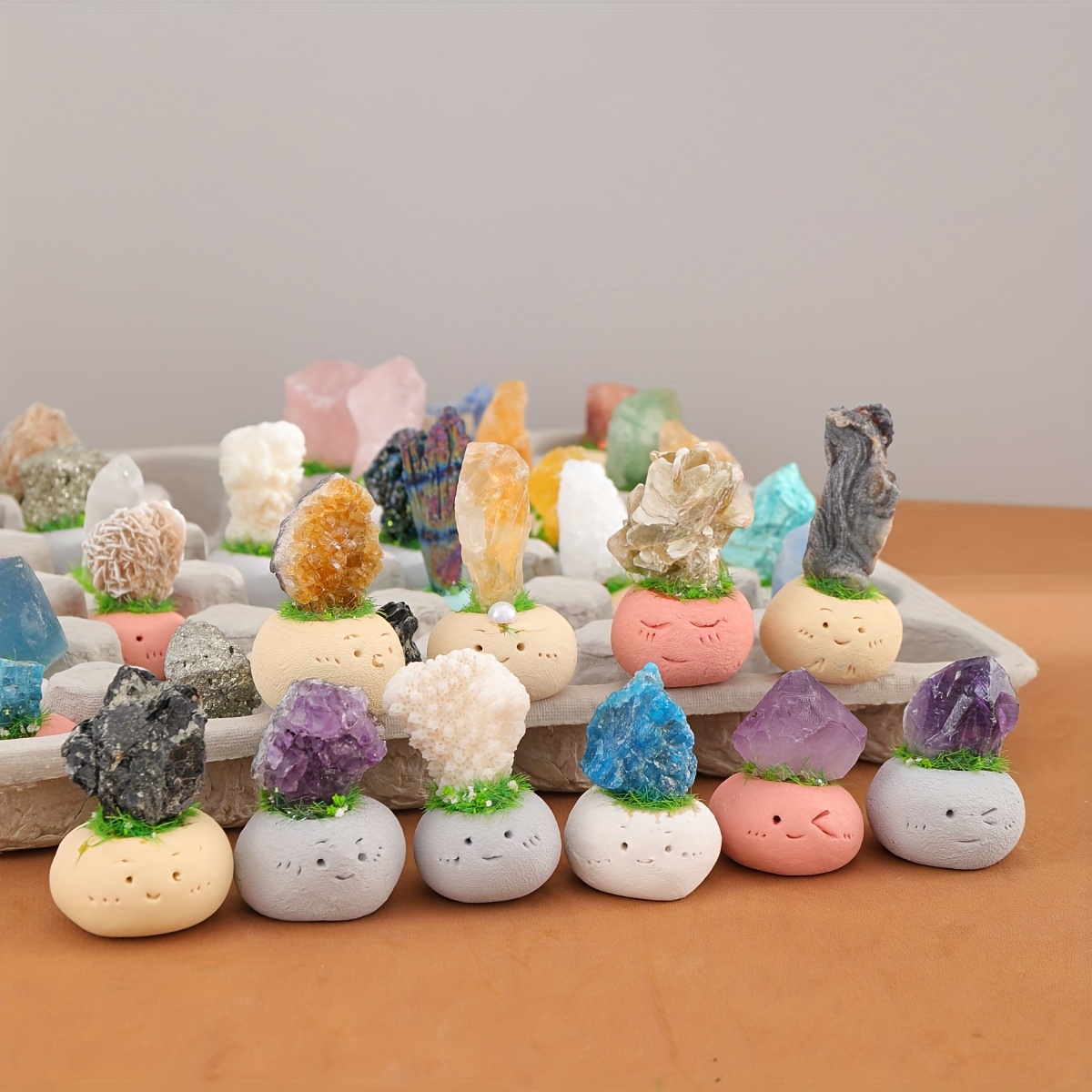 3/6/9/12/24/36pcs Random Natural Crystal Tiny Bean Raw Stones