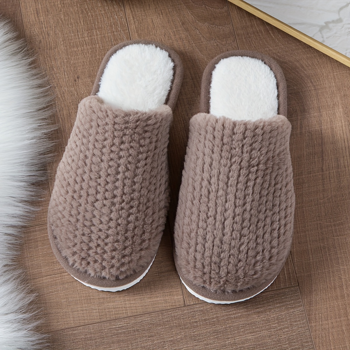 Image of Luxury Solid Winter Slippers - Sole And Secure Closed-toe Design - Flat Slip-on Shoes - Warm Indoor Slippers For Cold Weather, Women Shoes