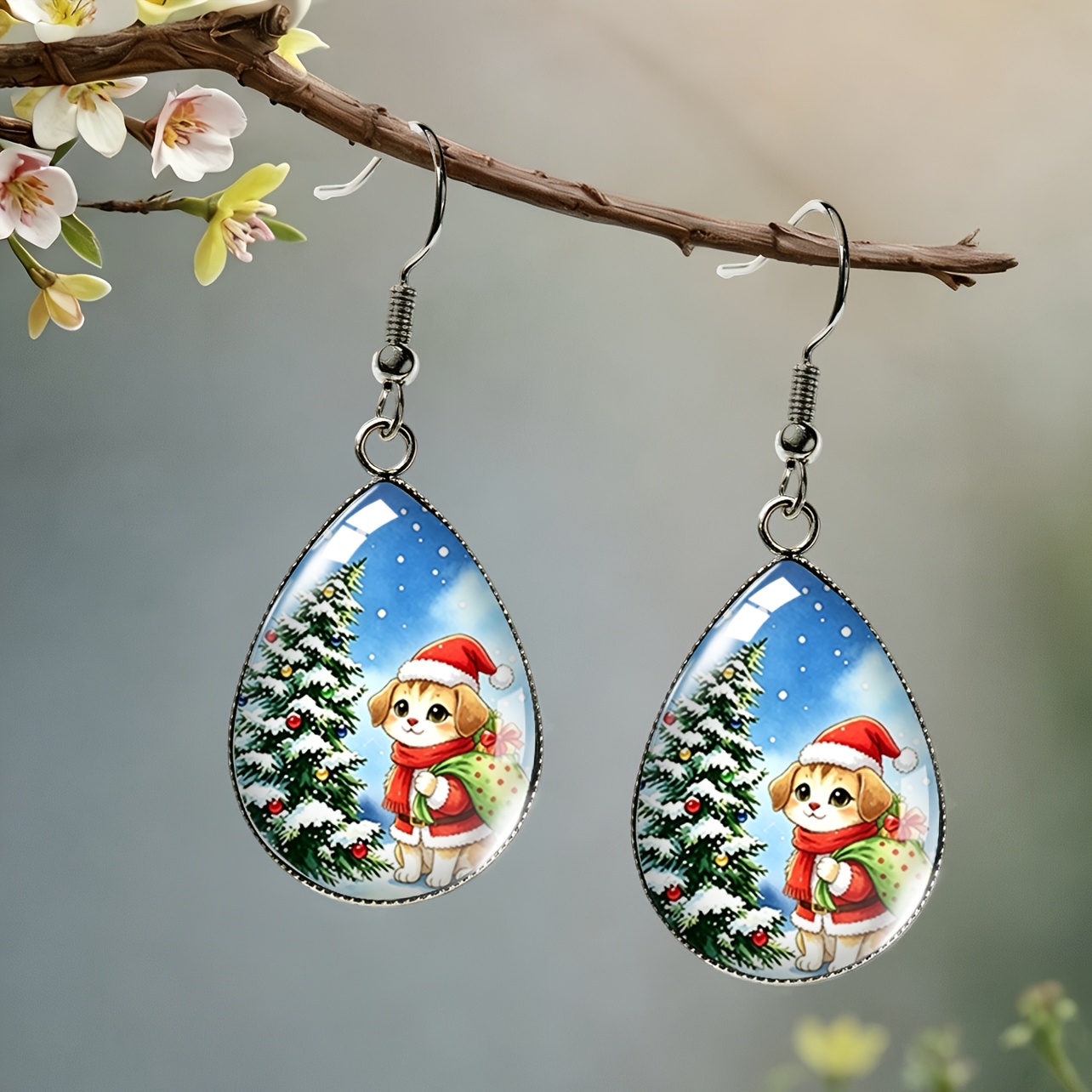 TEMU A Pair Of Earrings Designed With A Christmas And A Christmas Tree, Wear Or The , Making An Ideal Birthday Gift, Without Battery