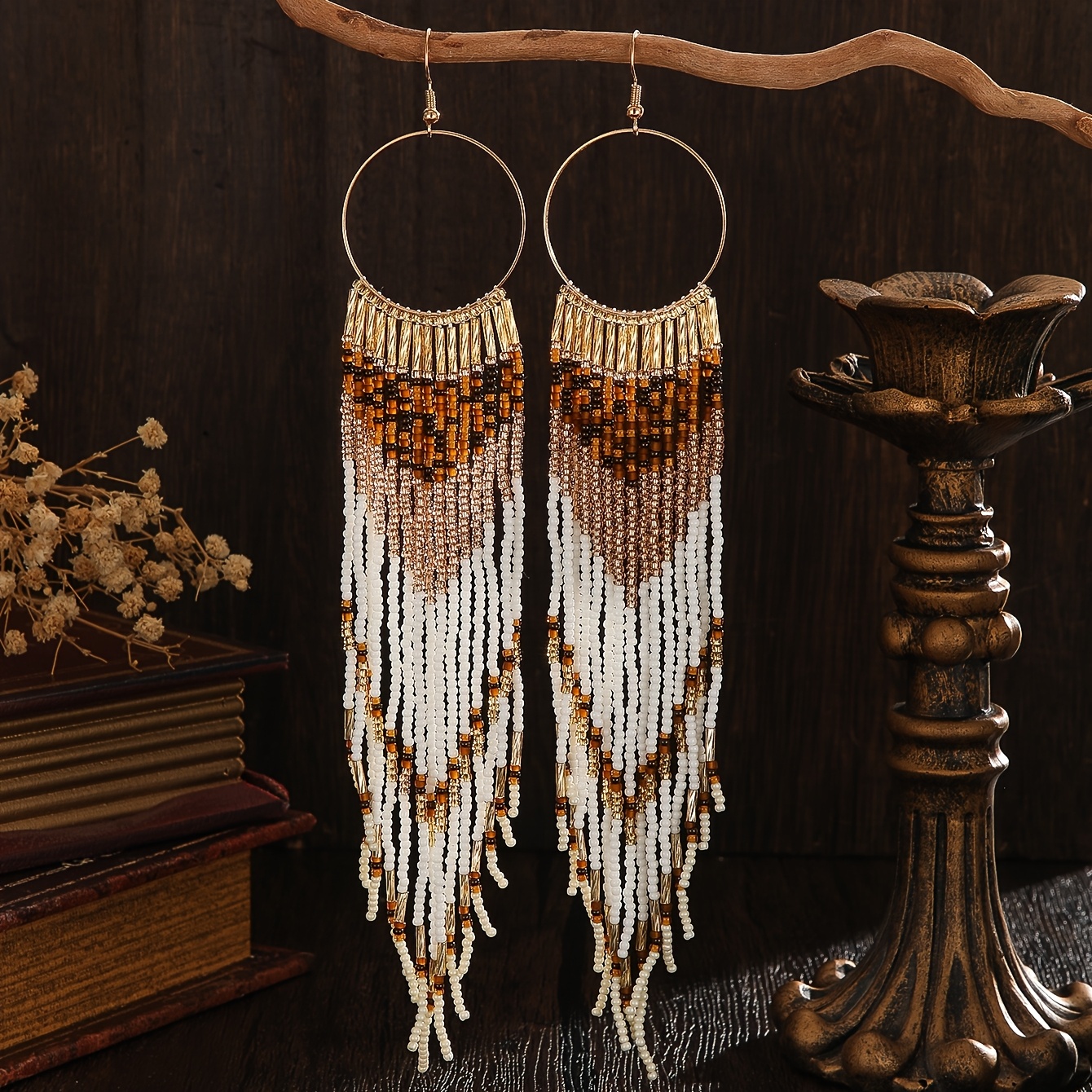 E-shop 2 Stück Handgewebte Perlen Damen Ohrringe, Bohemian-Stil, Vintage Elegantes Geometrisches Verlauf, Schwarz-Braune Quasten-Design, Weiß-Braune