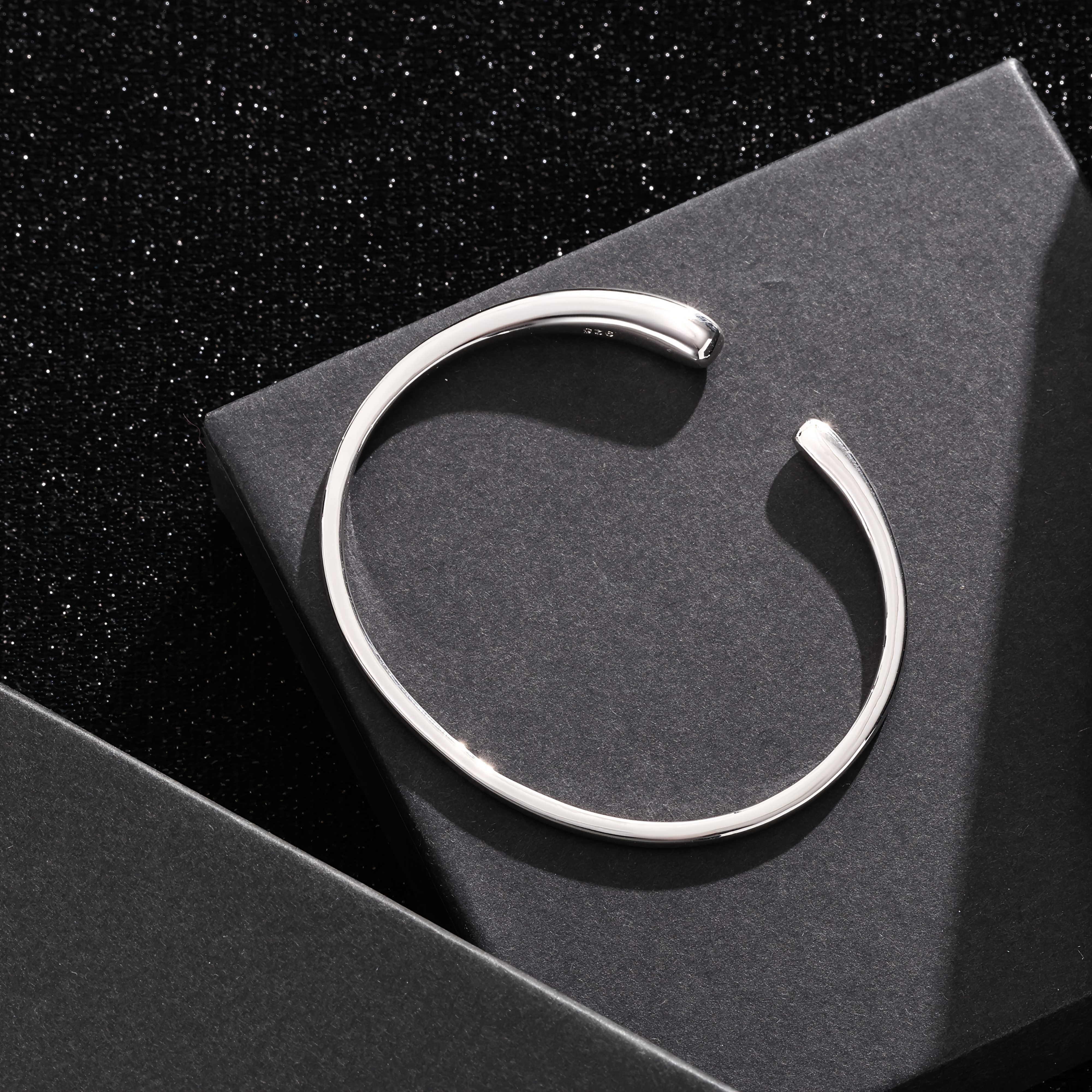 925 925 Silvery Plated Fashion Simple Open Silvery Bracelet Men's Bracelet Teardrop Design Size Adjusted Suitable As A Holiday Gift Halloween Christmas Eve Exquisite Gift Box