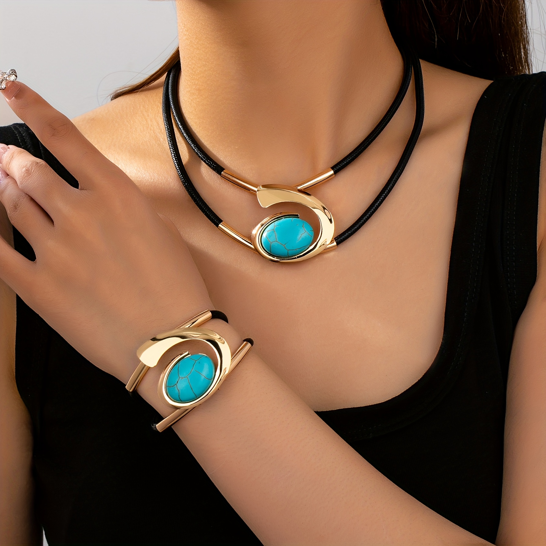 E-shop Ein Set europäischer und amerikanischer Mode Retro Design Bohemian Style Damenanzug, vielseitig und geeignet für Geschenk-Festivals,