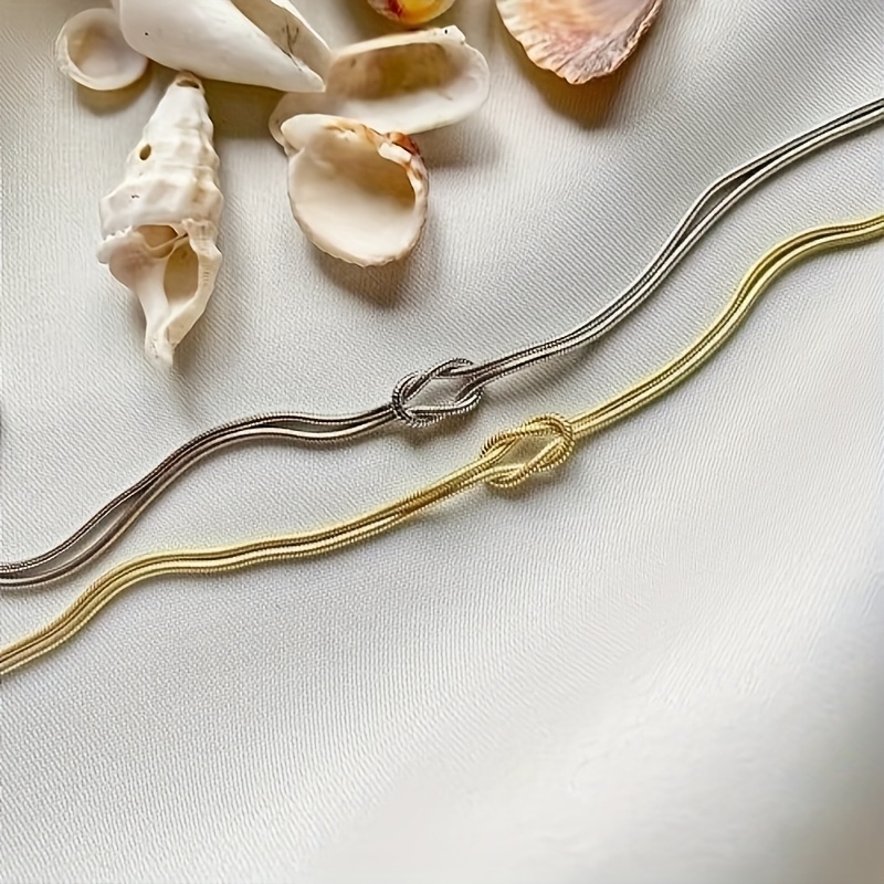 Minimalist Lightweight Luxury Snake Knot Necklace