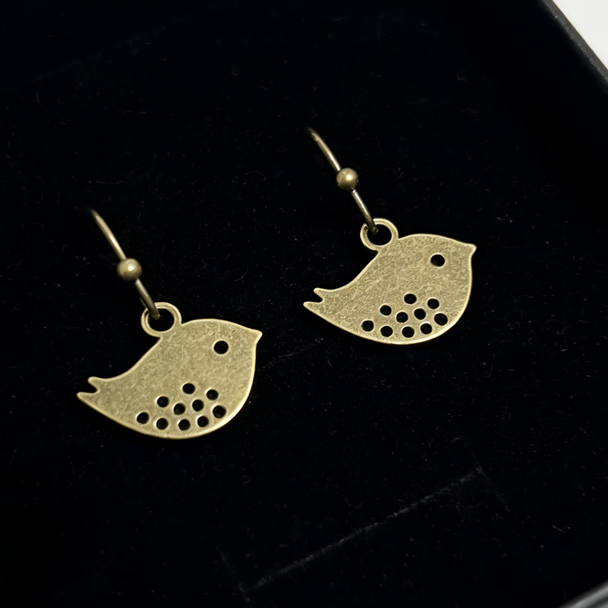 Women's Vintage Bird-Shaped Drop Earrings