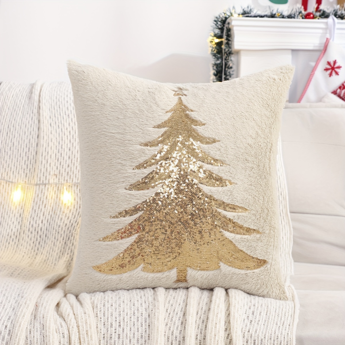 TEMU Deux Housses de Coussin Arbre de Noël Doré, Design d'Hiver en Peluche avec Broderie pour Décoration de Chambre et de Salon de Fêtes