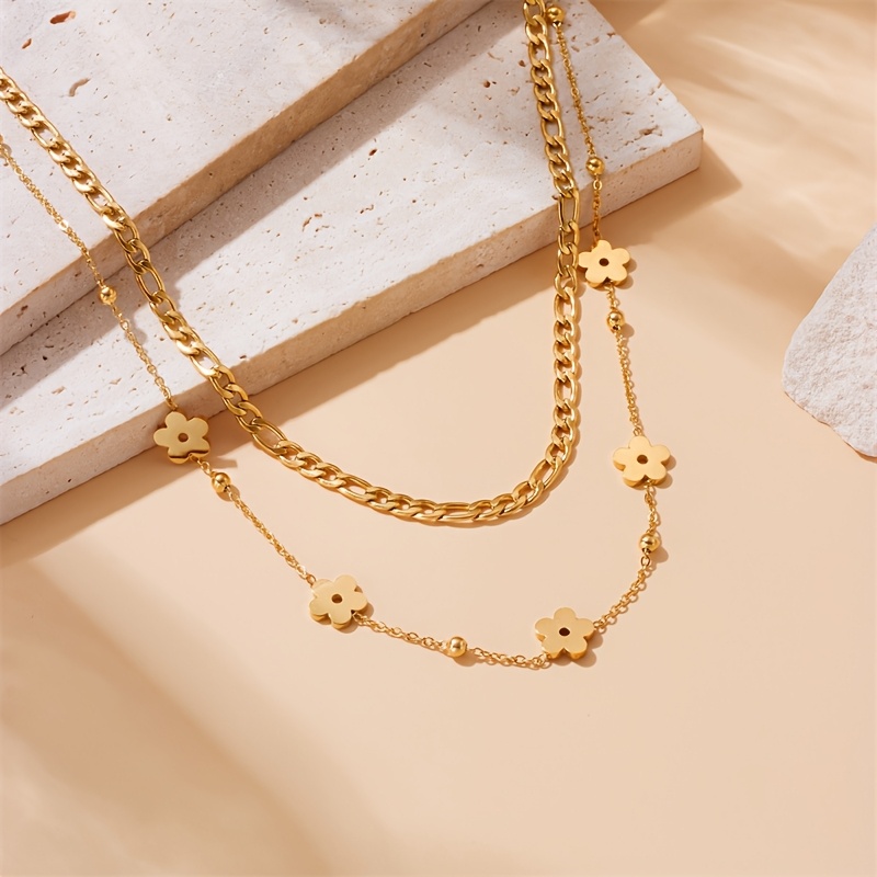 E-shop Klassische, modische, elegante und exquisite mehrschichtige Edelstahl-Halskette mit einfachem, luxuriösem Nischen-Design und innovativem Design.