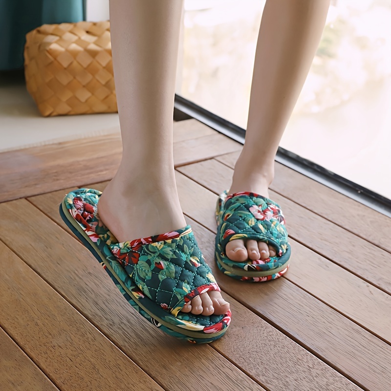 Women'S Floral Print Slip-On Slippers Indoor/Outdoor House Shoes with  Cushioned Insole Arch Support, Soft Fabric Upper Non-Slip Rubber Sole 