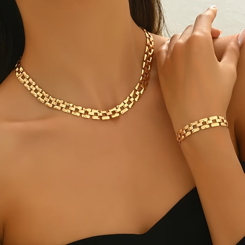 Image of Two-piece Personalized Square Steel Necklace + Bracelet, Trendy And Women's Neck And Bracelet Set, Suitable For , Holidays, Parties, And Daily Wear Additions Jewelry