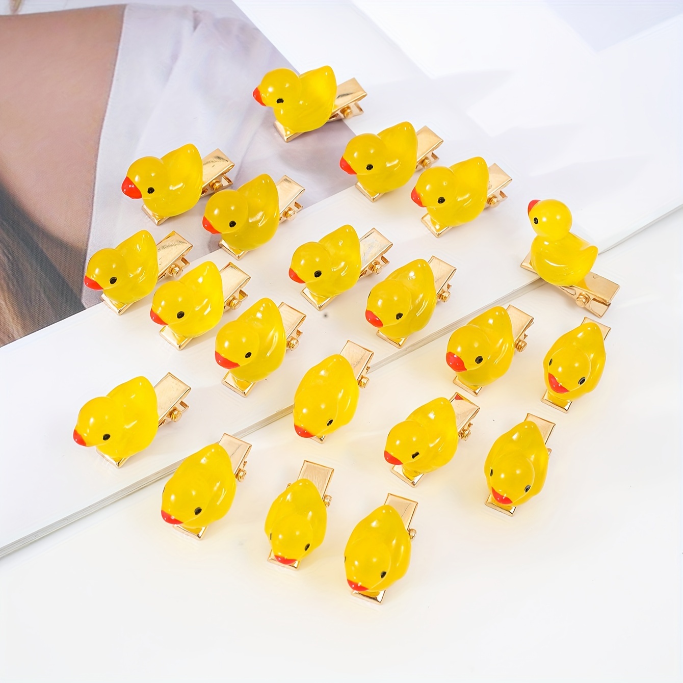 

20-pack Cute Duck Hair Clips For Girls And Women, Fashionable Sweet Resin Barrettes, Oblong Animal Hair Accessories, Solid Color Independence Day Gift Set For Age 14+