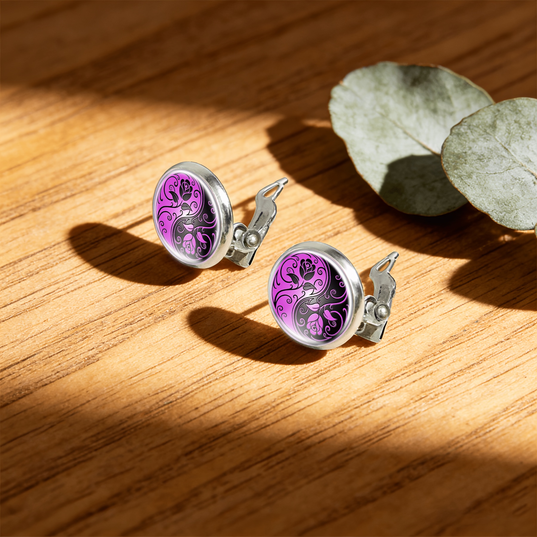 2pcs No-Pierced Ear Clip Round Glass Face Earrings, Floral Vine Design