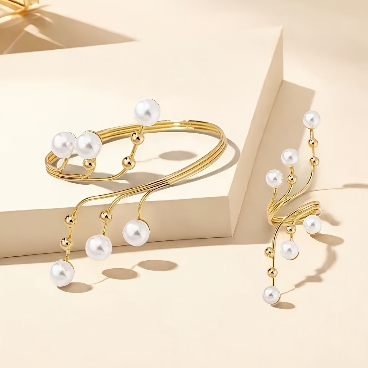 TEMU Juego de 2 piezas de joyería bohemia retro bañada en oro de 14K, adecuada para bodas, fiestas, casual - Pulsera de brazalete envolvente delicado