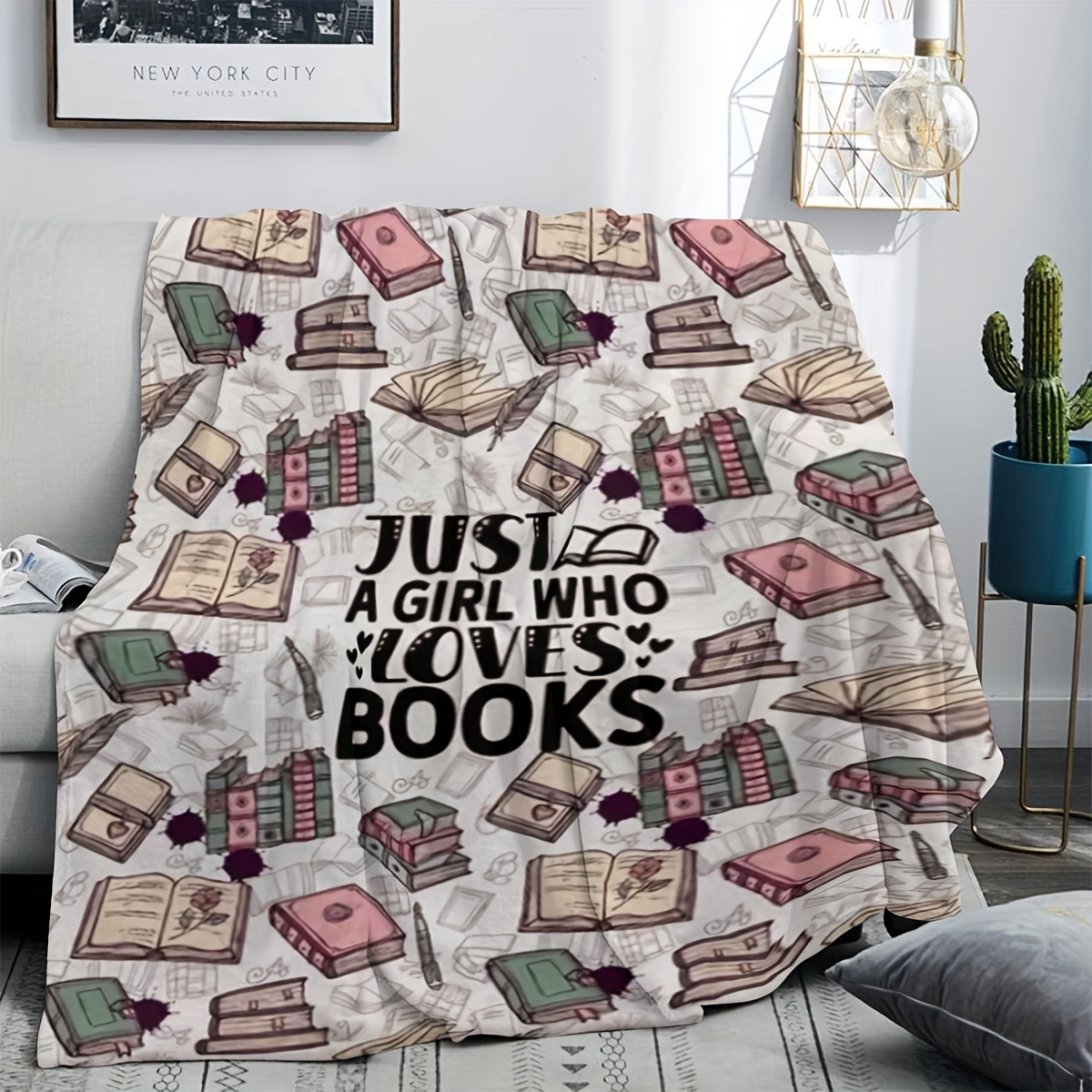 

Contemporary Flannel Knitted Throw Blanket With , " Who Books" Pattern, Machine Washable, Hypoallergenic, Cozy Bedding Accessory - Polyester 100%, Lightweight 200-250g - Ideal For