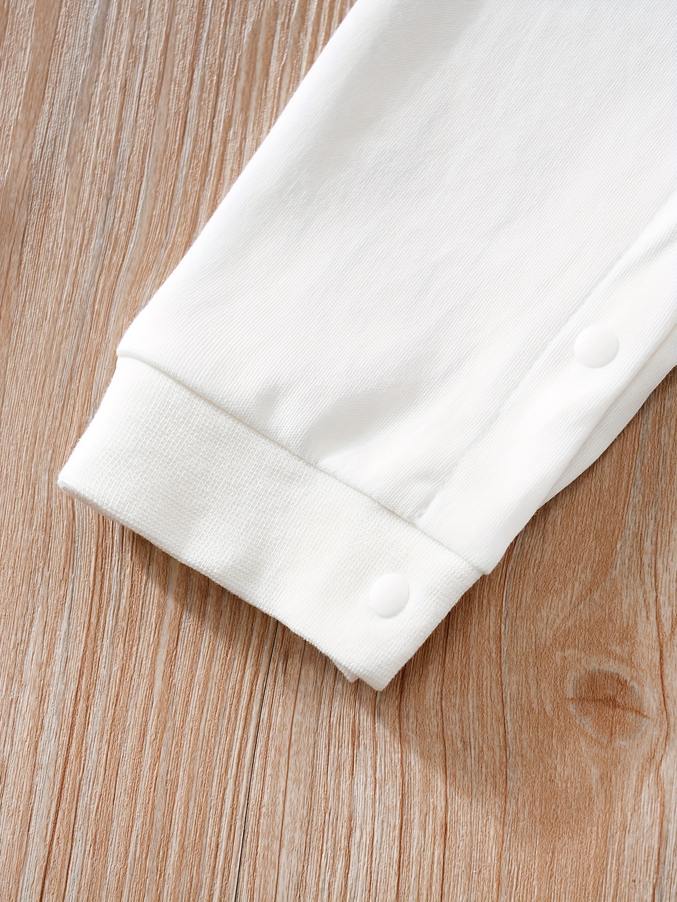 0b9360ac B2d0 4903 A83f Dcda8cd13568