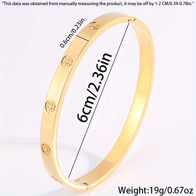 Women's Simple Casual Stainless Steel Rice Character Embossed Bracelet