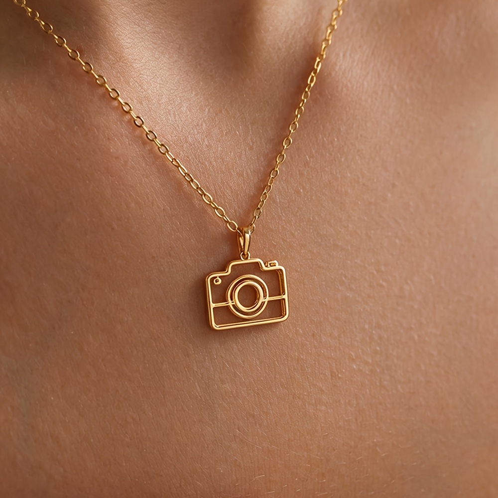 TEMU Exquisite 18k Gold-plated Camera Necklace, Stylish Stainless Steel Camera Necklace, Easy Gold-plated Camera Pendant Camera Pendant, Photographer
