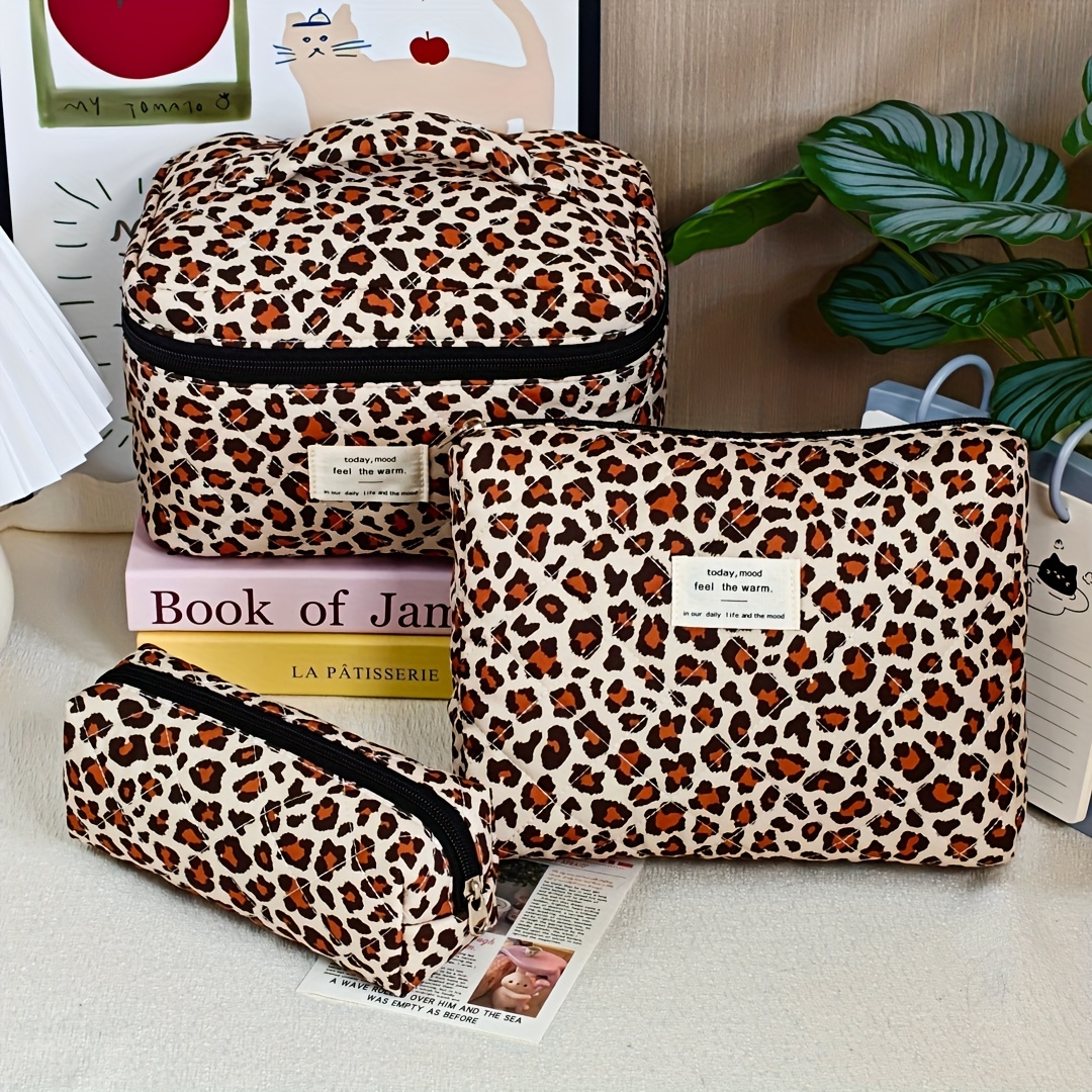 E-shop Modischer, gesteppter Kosmetik-Organizer mit Leopardenmuster, stilvolle tragbare Reise-Kulturtasche, multifunktionale Kosmetiktasche mit großem