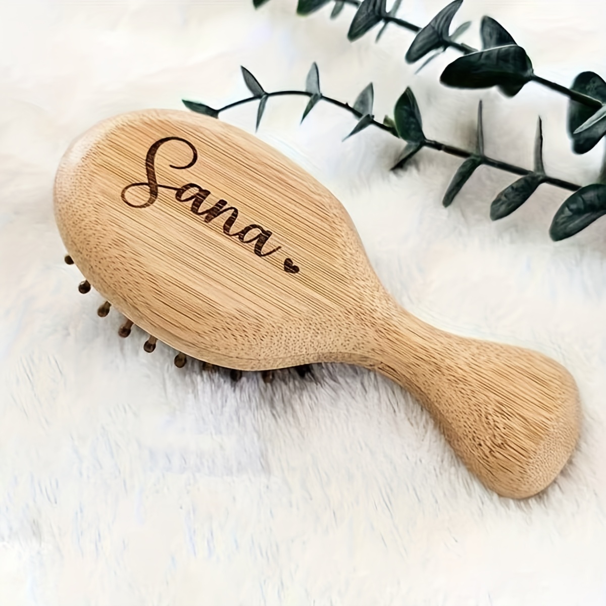 Customized Bamboo Airbag Combs As Gifts For Bridesmaids And Sister Groups