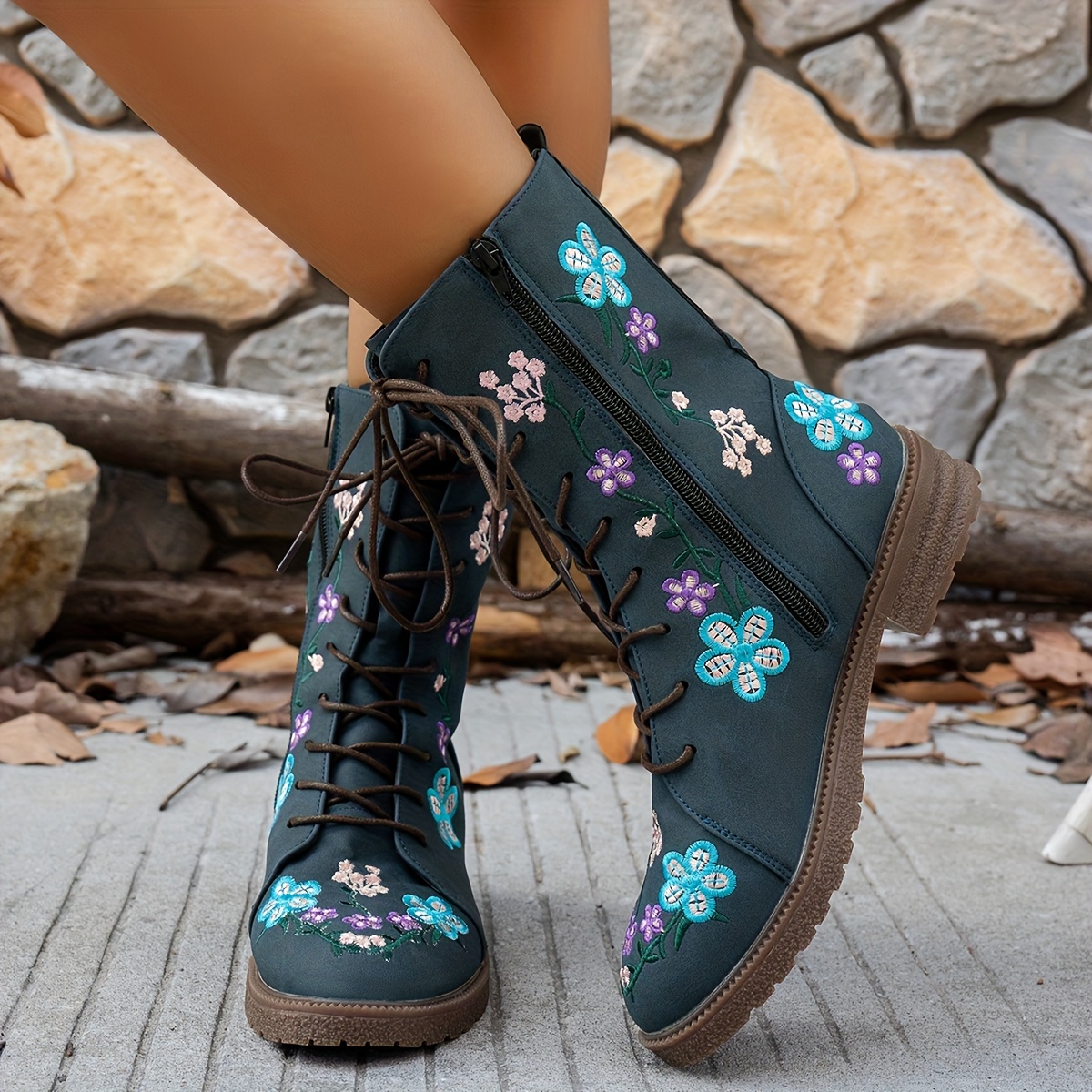 靴 FLOWER EMBROIDERY FITTED BOOTS Genuine Leather Flower Ankle Boots Handmade Embroidered