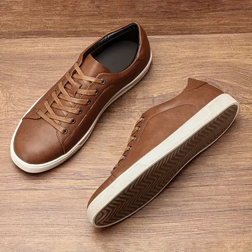 남성용 빈티지 스타일 브라운 스니커즈 - 캐주얼 레이스업 신발, 고무 밑창, 둥근 발끝, 편안한 안감, 캐주얼 의상용, 캐주얼 신발 | 클래식 레이스업 디자인 | 어퍼