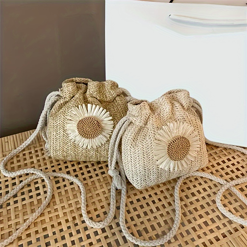 TEMU Stylish And Convenient Woven Shoulder Bag With Flower Decoration, Perfect For All Occasions