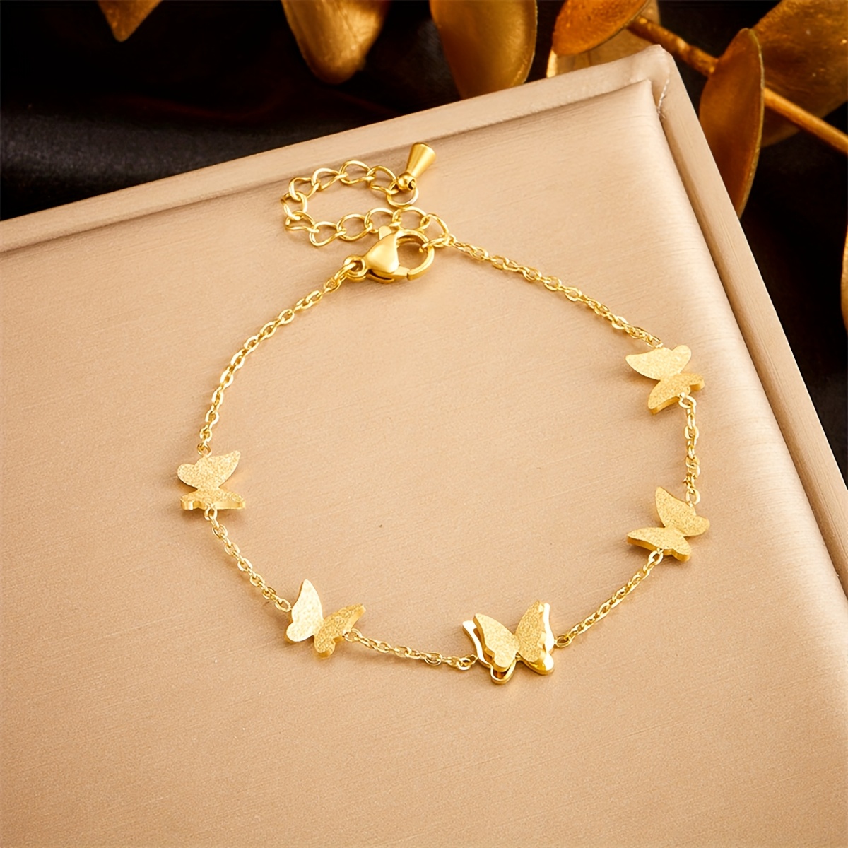 Image of Elegant And Luxurious Golden Stainless Steel Bracelet Suitable For Women To Wear Niche Luxury And Elegant Bracelet Suitable For Parties Gatherings And Banquet Occasions An As A Gift
