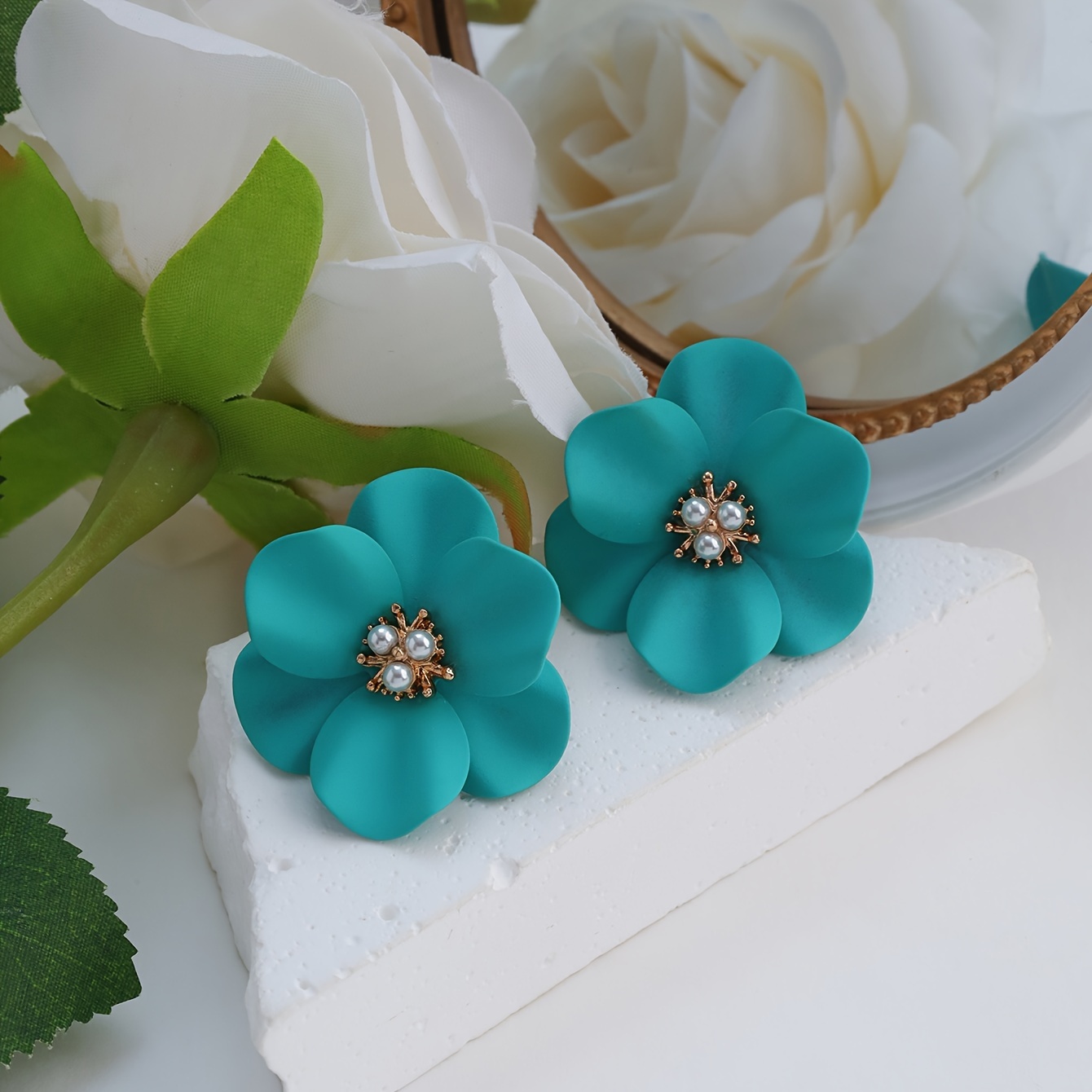 Faux Pearl Stud Earrings for Niche Ear Piercing