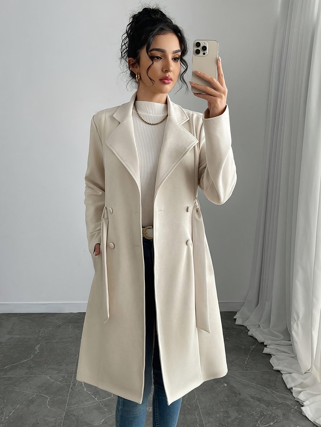 Abrigo elegante para mujer, ajustado, de invierno, con cinturón ajustable, color beige marfil, dobladillo asimétrico largo, silueta en H, lavable a máquina, para otoño e invierno, abrigos de invierno para damas, corte sofisticado, moda de temporada, ajuste delgado, costuras de calidad, chaqueta con cinturón, para oficina