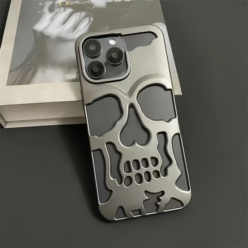 

Creative Hollowed-out Phone Case With High-quality Design, Suitable For Iphone 12, 13, 14, 15 Pro Max.
