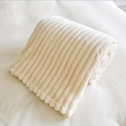 flannel cloud blanket soft and fluffy bringing you a comfortable sleep used in bed or during travel its a lightweight and blanket