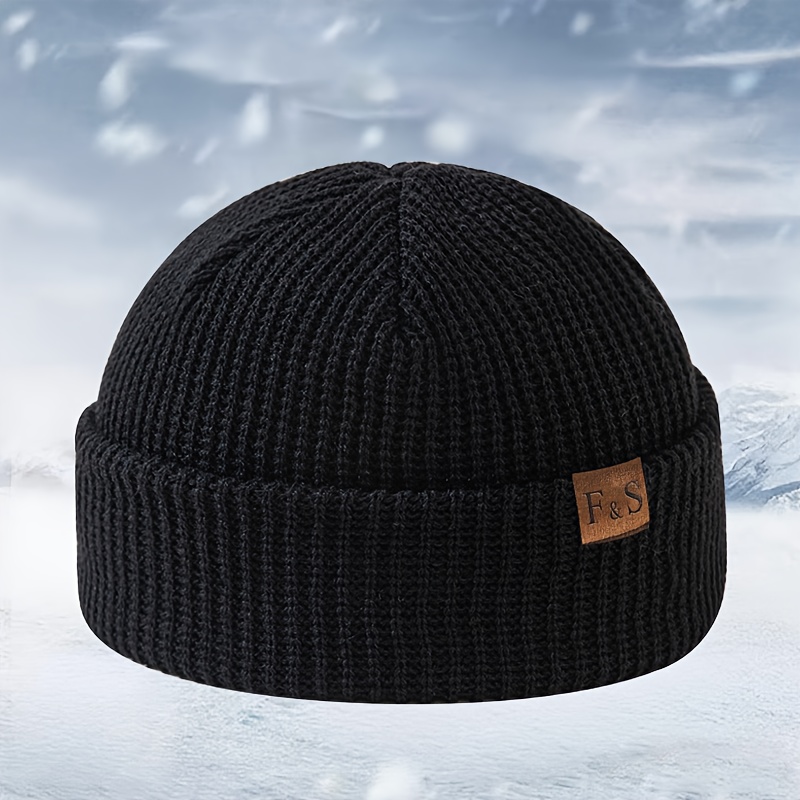 TEMU Trendy Fashion Leather Label F&s Gourd Hat, Street Hip-hop Brimless , Short Plush Beanie, Party Holiday Unisex Winter Warm Knit , Men's Outdoor Riding Ski Hat, Fashion Versatile Holiday Gift Knit
