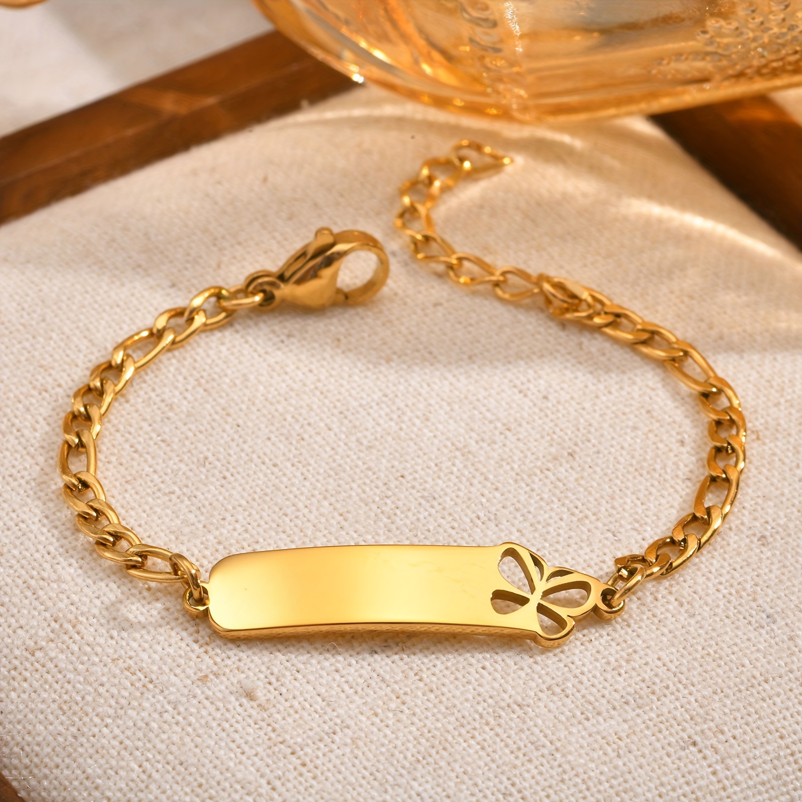 TEMU Bracelet personnalisé avec 1 nom, motif , voiture de dessin et papillon. Convient aux garçons et aux filles, exclusivement pour. Idéal cadeau