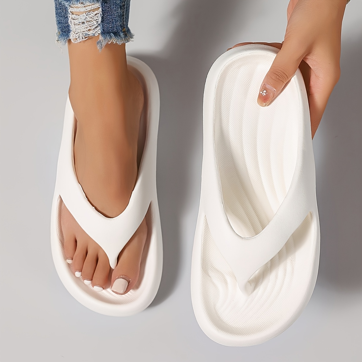 ladies comfortable eva slippers lightweight and soft soled beach slippers with arch support suitable for   indoors outdoors and   Product details 1