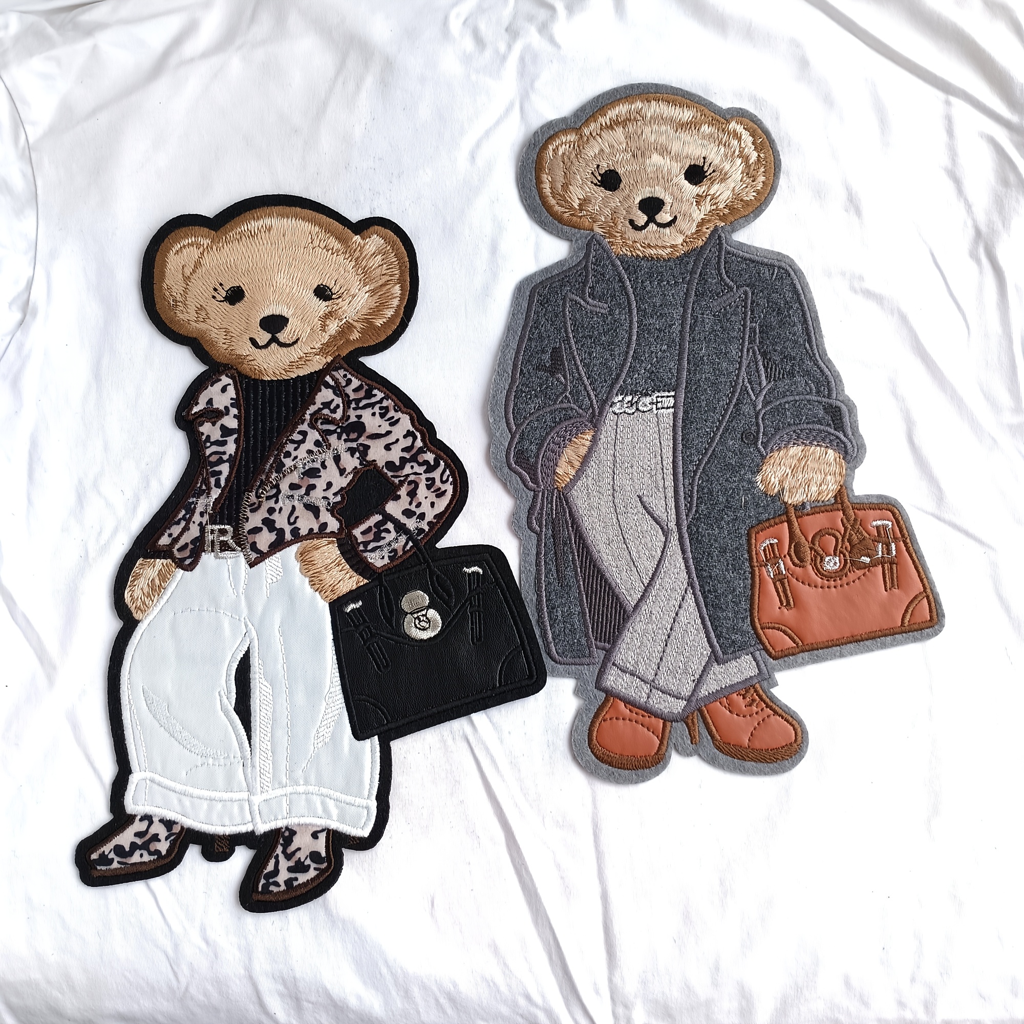 

Fashionable Bear Embroidered Patches, Mixed Color, High- Applications, Large Size, With Trendy Outfit Design For Fabric Decoration