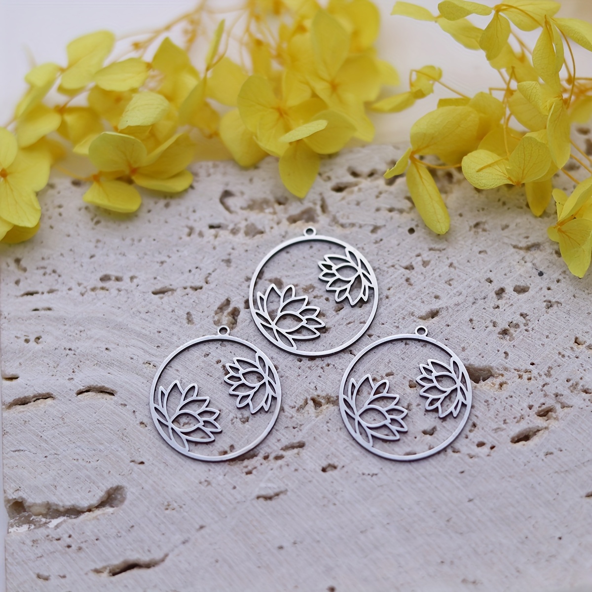 3pcs Round Lotus Charms for DIY Jewellery Making