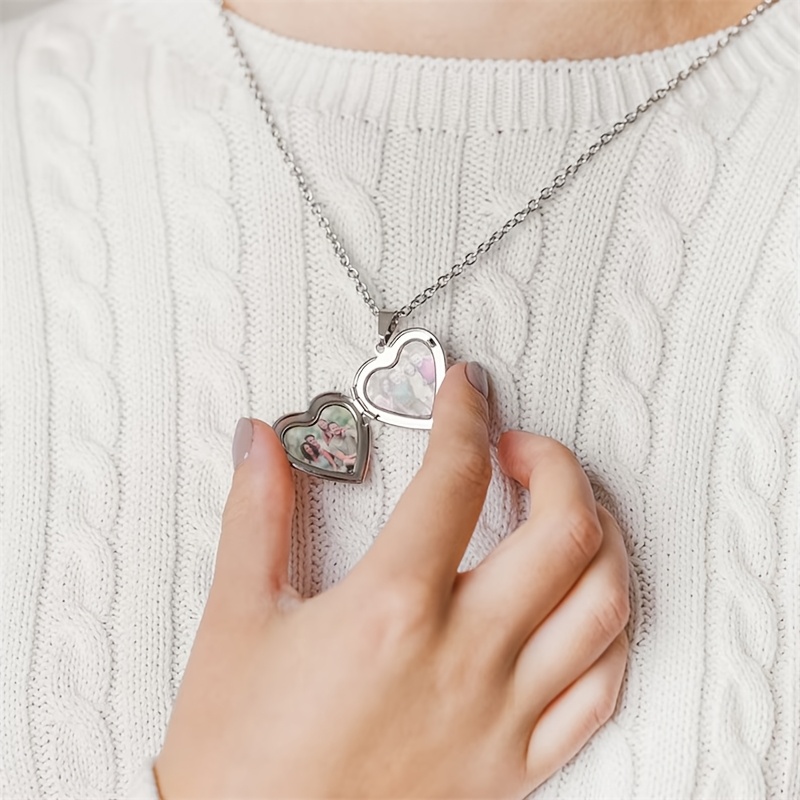 Customized Women's Box Necklace with Engraved Heart Pendant