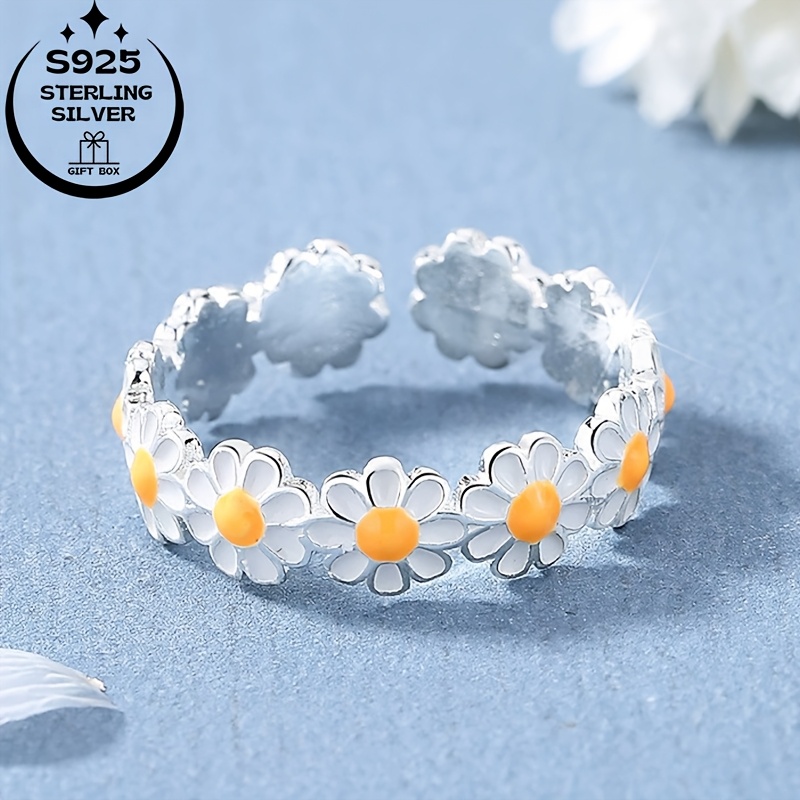 Adjustable Daisy Flower Ladies' Ring in 925 Silver