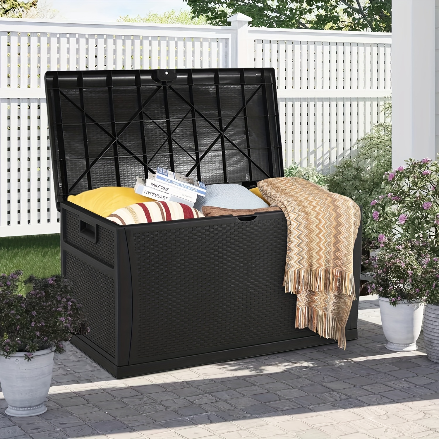 

120 Gallon Storage Deck Box Outdoor Resin Storage Container With Handles, Black