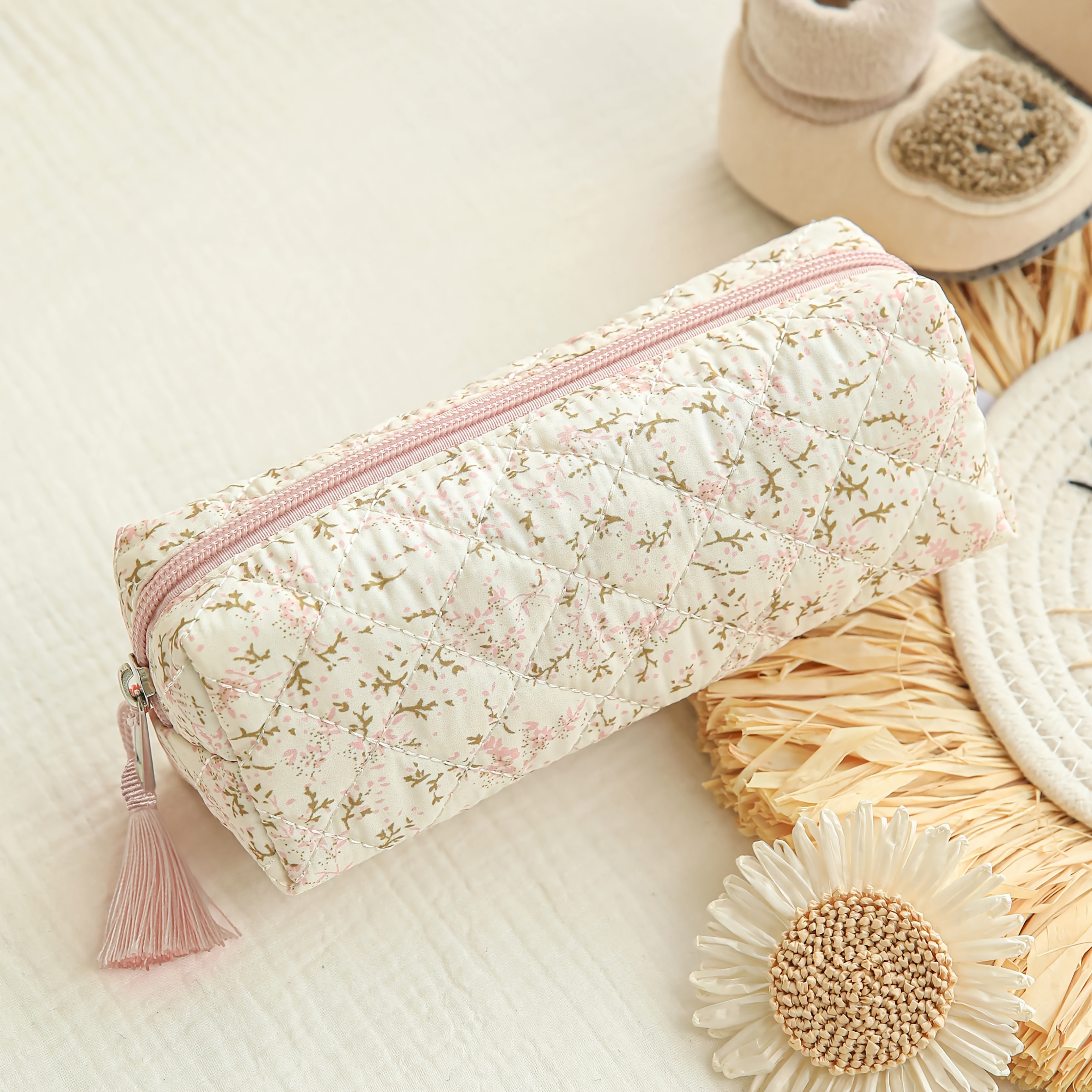 TEMU Vintage Small Floral Quilted Tassel Zippered Makeup Pouch, Portable Rectangular Cosmetic Bag, Cute -one Student Pencil Case, Women's Travel