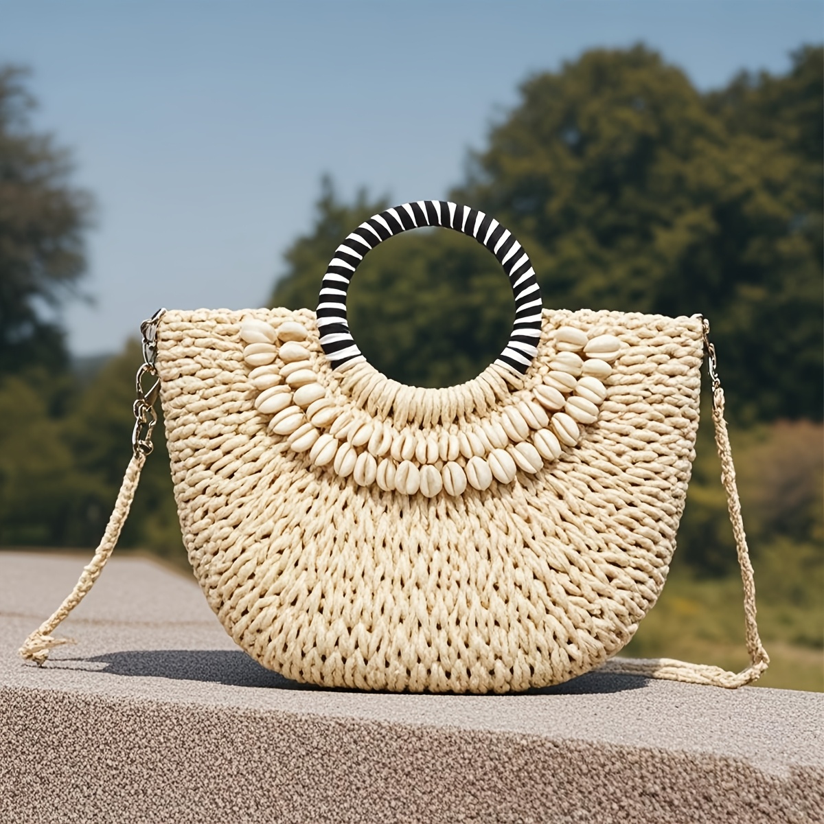 1pc Luxurious Straw Bag, Unique Shell Decor Design, With Shoulder Strap And Lining, Vacation Handbag, Straw Handbag Summer Beach Bag Straw Woven Handbag, Suitable For Women's Travel